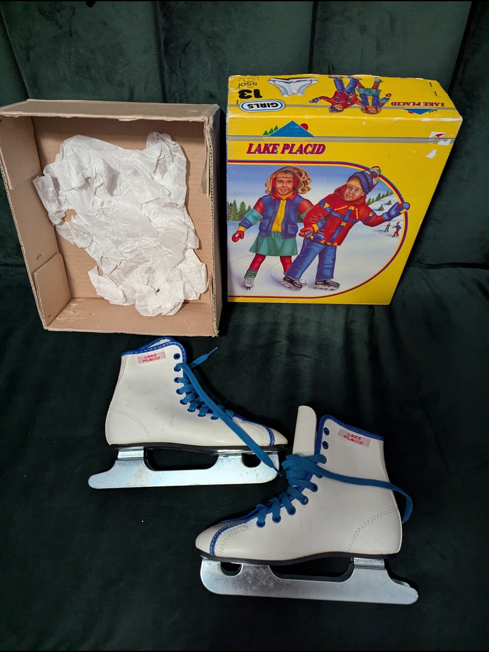Vintage Lake Placid Model 550 Girls Ice Skates Size 13  Original Box